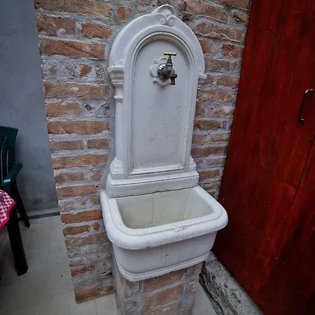 Apartment Ante Split