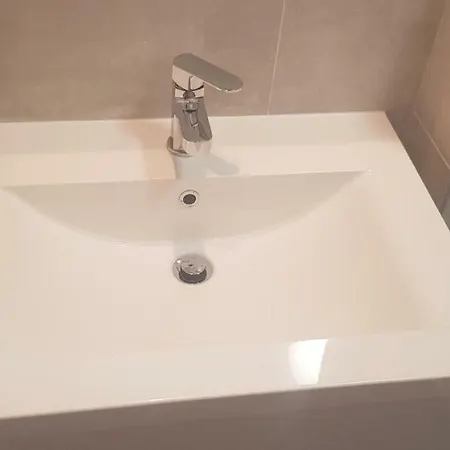 Ante 아파트 스플리트